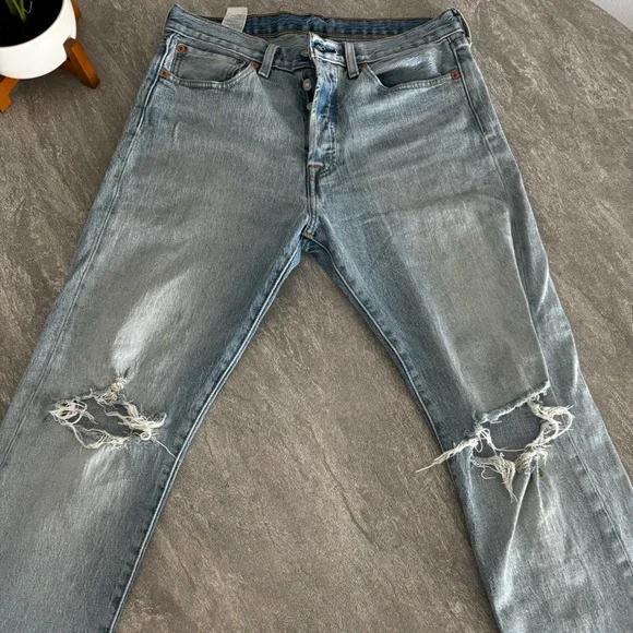 Used - Picture 3 of 3